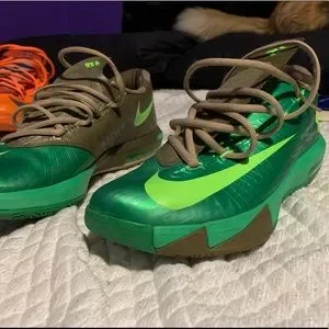 Kd 6 Christmas Kd 6 bamboo size 9 Nike | Shoes | Kd 6 Christmas Kd 6 Bamboo Size 9 | Poshmark main image 2